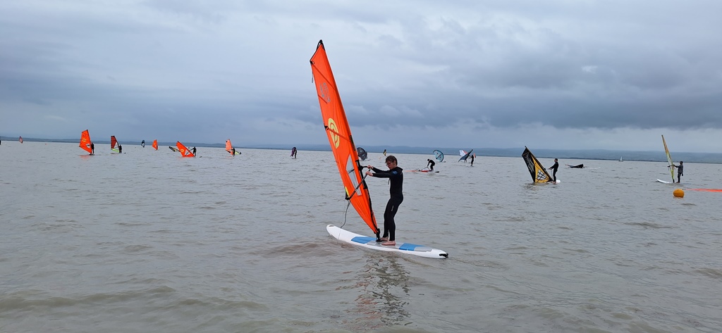 windsurfing